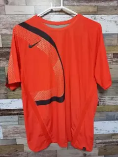 ナイキ　NIKE　Tシャツ　オレンジ　M