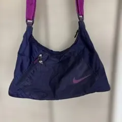 NIKE ショルダーバッグ パープル 斜め掛け スポーツバッグのサムネイル