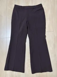 UNIQLO スマートフレアパンツ