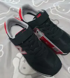 【新品】21cm New Balance YV373AA2 黒スニーカー