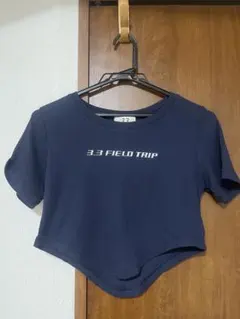 3.3 FIELD TRIP ネイビー クロップドTシャツのサムネイル