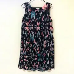 H＆M 蝶プリント ノースリーブワンピース