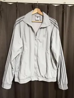 adidas トラックジャケット