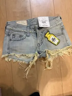 新品 - SUPERDRY スタッズ付きデニムショートパンツ サイズ 26/S 