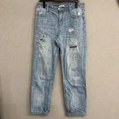 ストレートデニム ライトブルー ダメージ加工