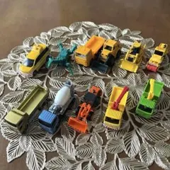 トミカ　siku 建設車両　11台セット　ミニカー　まとめ売り