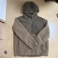 ユニクロ 「防風アウターフリースパーカ（長袖）」