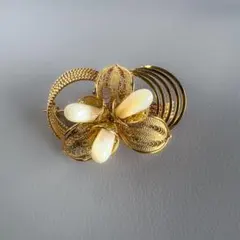 ヴィンテージブローチ 立体フラワー ゴールド パール 62g 上品 B-37