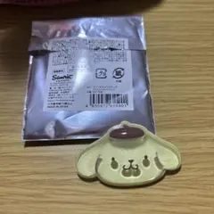 サンリオ　サンリオキャラクターズ　ポムポムプリン　ぷっくりったいバッジ