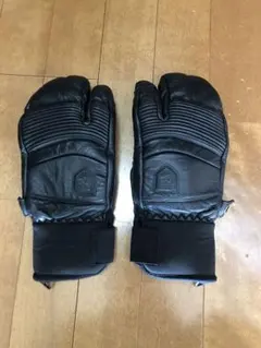 Item thumbnail for item eb773ded-f2cd-4f7d-8448-7a40e7d029e1