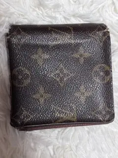 Louis Vuitton 二つ折り財布