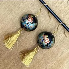 アジア風 大ぶりビーズの ピアスorイヤリング 桔梗 金房　一点限り