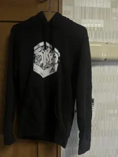 adidas 東京グラフィックパーカー
