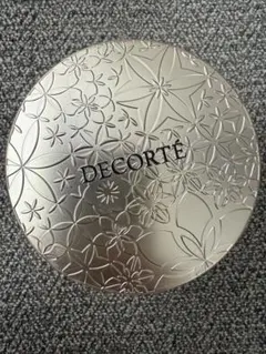 COSME DECORTE フェイスパウダー 11 luminary ivoryのサムネイル