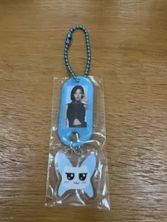 BABYMONSTER アヒョン ミニキャラ キーホルダー - メルカリ