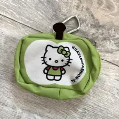 ハローキティ ミニナイロンポーチ グリーンアップル　カラビナ付き