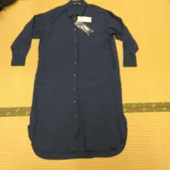 新品タグ付き　長袖　リネンブレンド　シャツワンピース　紺色　ユニクロ　麻入り