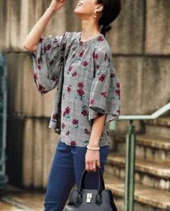 【美品】❀プチハイネックブラウス　LL　チェック✕花柄　5〜7部袖　ギャザー❀