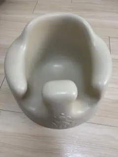 Bumbo ベビーソファ　サンドベージュ　腰ベルト付きのサムネイル