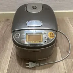 ZOJIRUSHI 炊飯器 NP-GH05 IH式 本体 - メルカリ