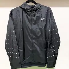 NIKE エッセンシャル フーディ ジャンパー ブルゾン ジャケット 薄手 黒のサムネイル