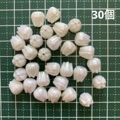 アクリル　ビーズ　チューリップ　ホワイト　30個