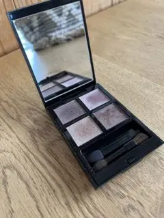 ADDICTIONアイシャドウパレット 4色入り