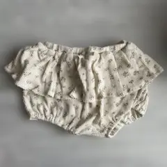 tete a teteフリル付きアイボリーパンツ 70-80cm
