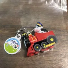バンダイ ミニチュアチャーム 牧場の朝 汽車 가챠 牛 カプセルトイ
