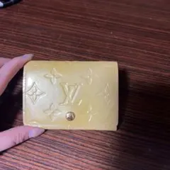 Item thumbnail for item a67cb88c-56a4-4d2a-8358-c5795f7386bc