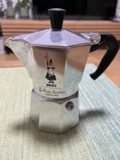 Item thumbnail for item afe80990-fd0e-4f4a-8ec4-3b8f32b7c656