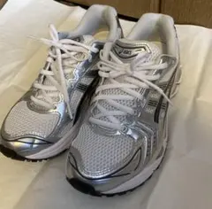 ○美品○ ASICS/アシックス GEL KAYANO 14 24cm