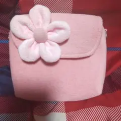 フラワーデザイン ピンクポシェット