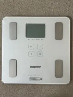 のちこ⭐ 様専用 OMRON 体重体組成計 HBF-228T-SWのサムネイル