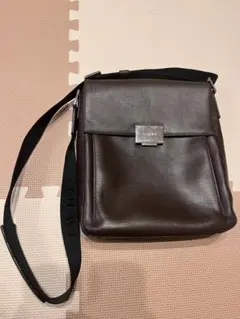 LOEWE ブラウンレザー ショルダーバッグのサムネイル