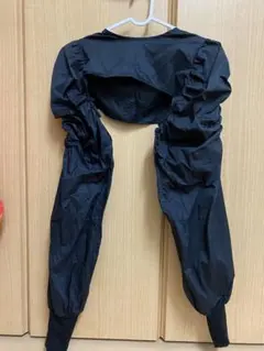 な*み様 UbySPICK&SPAN 黒ショート丈トップスのサムネイル