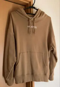 値下げ】MILKFED.ミルクフェド パーカー ベージュ春のサムネイル