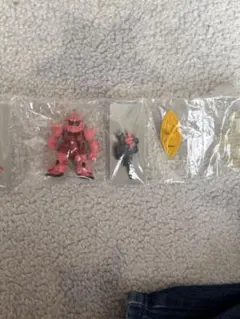 FW ガンダムコンバージ　GUNDAM CONVERGE シャア専用ゲルググのサムネイル