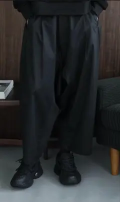 【新品未使用】CTHY ワイドサルエルアンクルパンツ ブラック　サイズ3