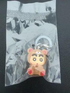 クレヨンしんちゃん　めじるしアクセサリー　みんなで くまパジャマ　しんちゃん