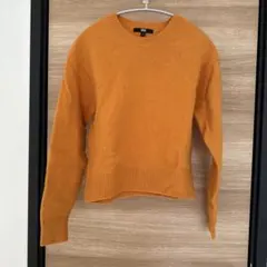 オレンジセーター