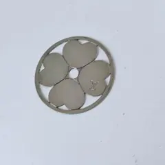 ルイヴィトン　メタル　クローバーチャーム
