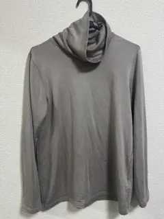 【CLOSSHI】グレー タートルネック 長袖 トップス　L 美品のサムネイル