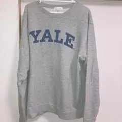 Yale グレー スウェットシャツ