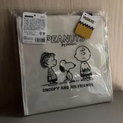PEANUTSスヌーピーランチバック