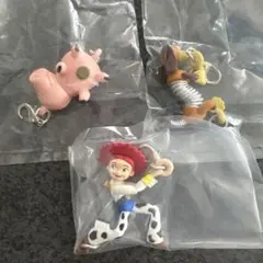 トイストーリー　ゆらゆらつながるマスコット