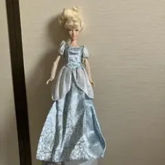 Disney’s シンデレラドル人形 本体