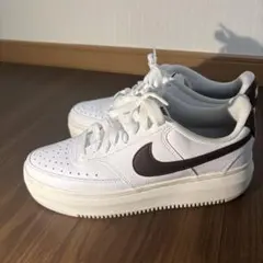 NIKE レディース コート ビジョン アルタ 25.5cm