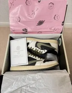 Travis Scott × Nike Air Jordan 1 Low OGのサムネイル