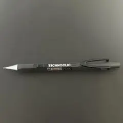 新品 廃盤 ぺんてる テクノクリック シャーペン 0.5 グリーン PN105